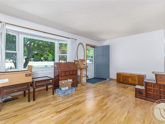 4th image of 1618 Parkhill Dr