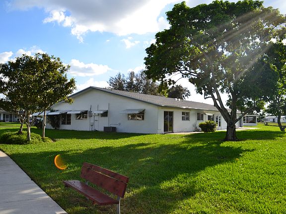 Entire view of property