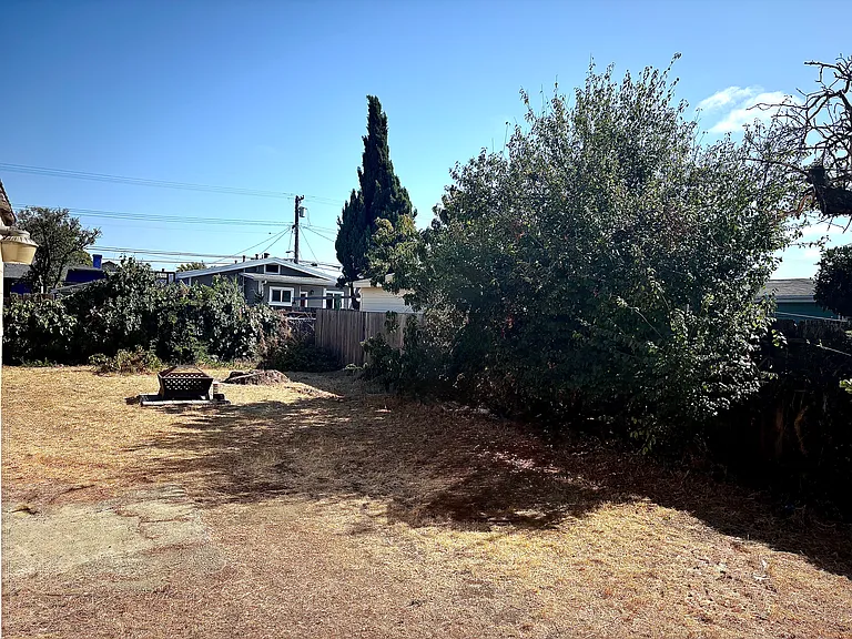 2540 63rd Ave — Photo 9