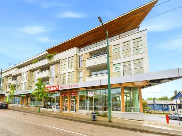 4338 Commercial St #201, Vancouver, BC V5N 4G6