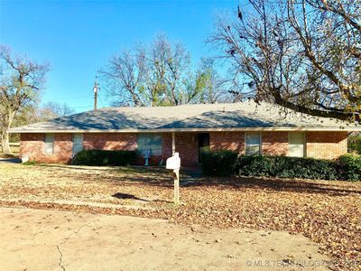 1402 Bell Creek Dr, Cushing, OK, 74023