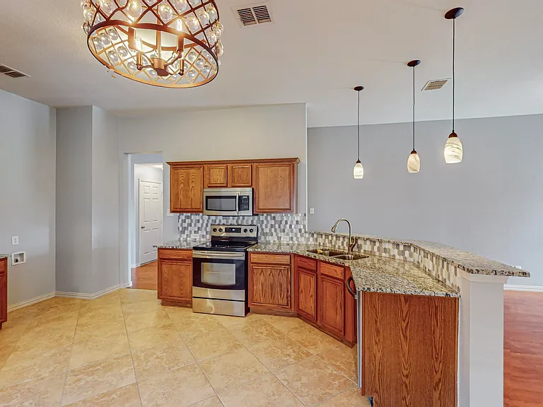 11501 Lauren Way — Photo 28