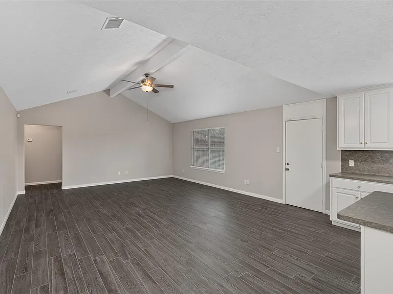 16302 Many Trees Ln — Photo 10