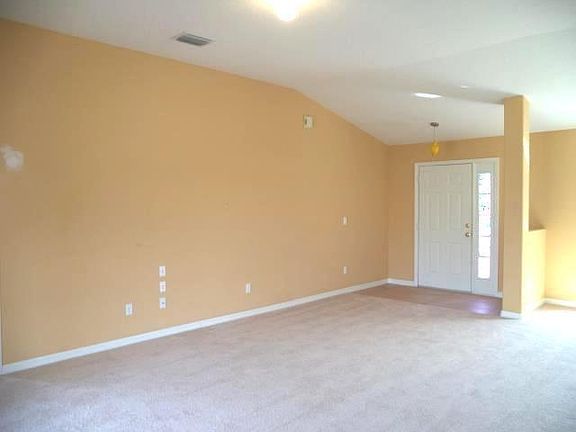 5th image of 149 SW Exora Ter