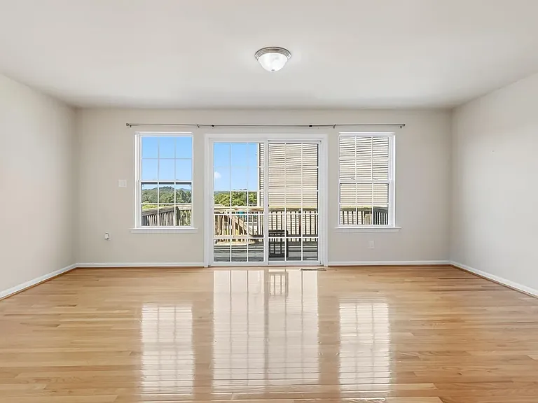 Living Room Pic 2