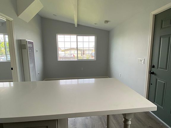 2nd image of 1351 Camellia Dr #B