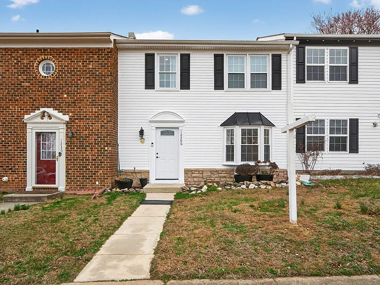 12306 Woodlawn Ct — Photo 2