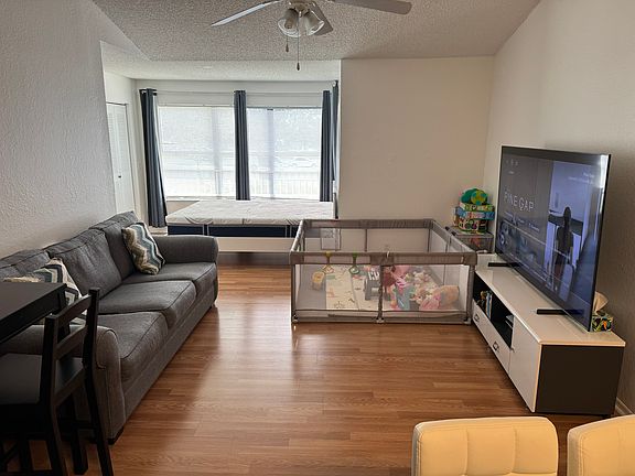 4th image of 2900 S University Dr APT 9212