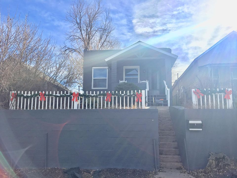 1st image of 1522 W Alaska Pl