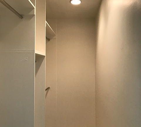 5th image of 1300 Emerson St