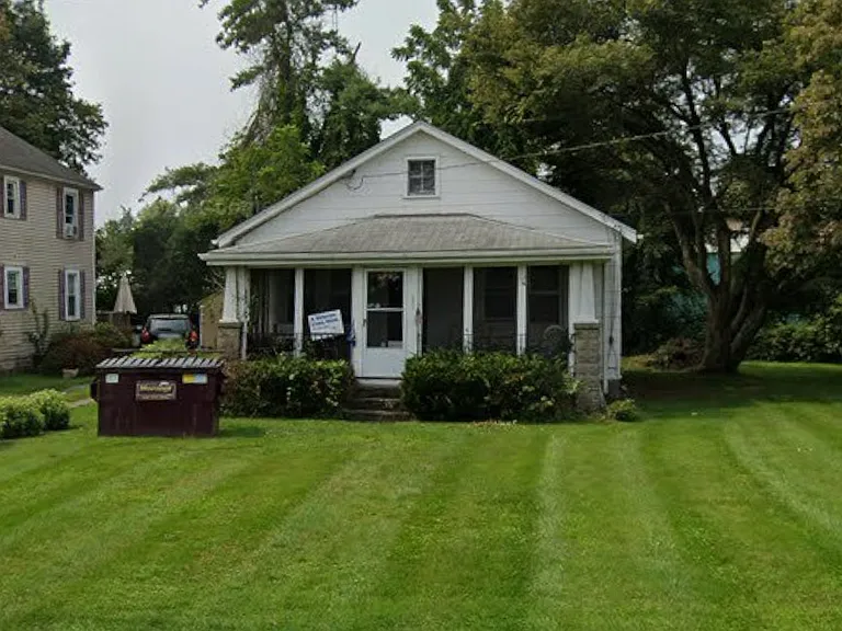 103 Stewart Avenue Ext — Photo 3