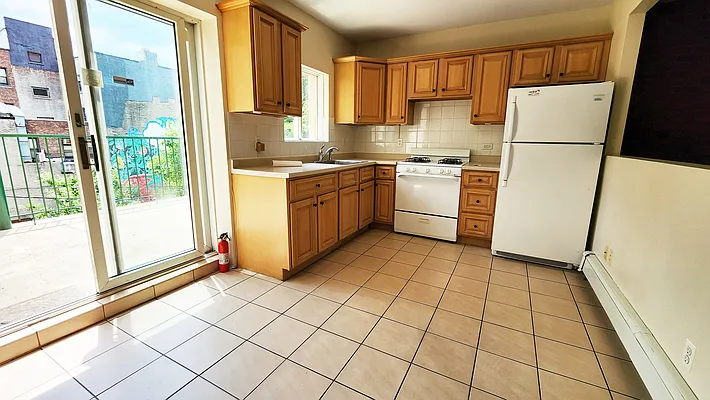 Rented by Ideal Properties Group | media 6