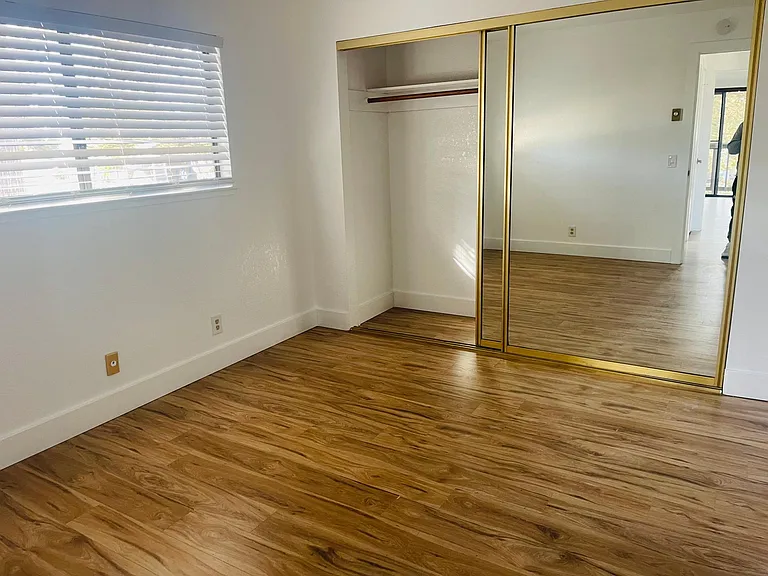 215 Hillcrest Ave #1 — Photo 37
