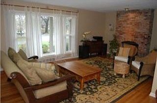 2nd image of 6328 Robinhood Ln