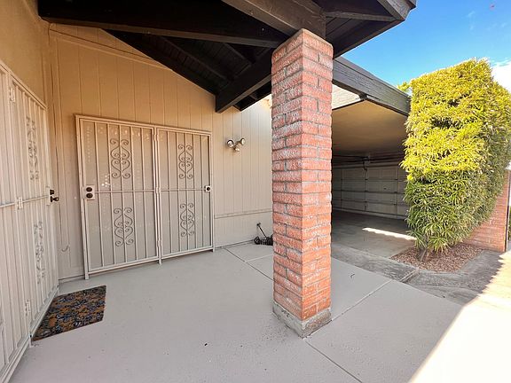 4th image of 2330 N Camino De Esperanto