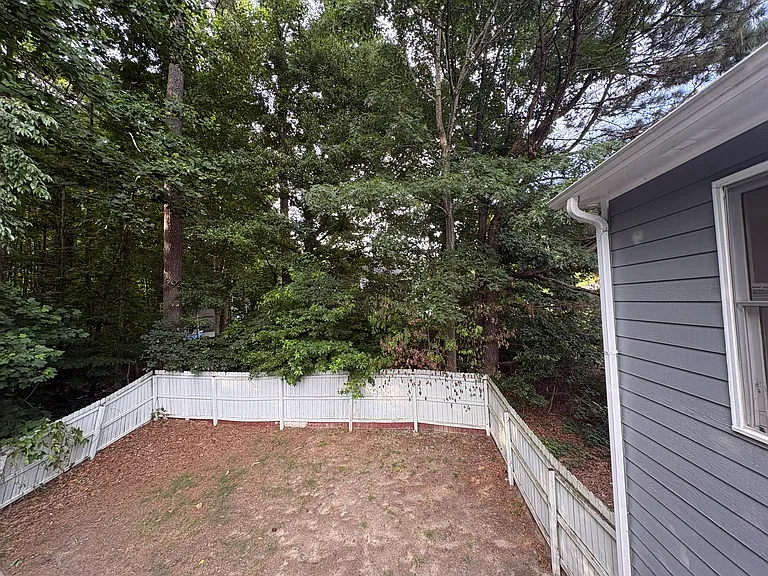 2700 Fort Daniels Dr — Photo 39