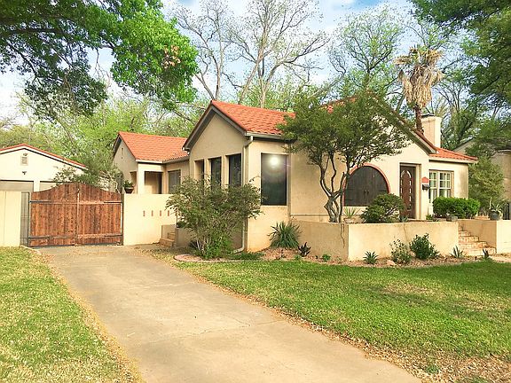 2nd image of 1315 Paseo De Vaca St