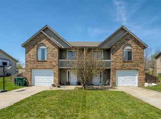 218 NW Monroe St, Lees Summit, MO 64063