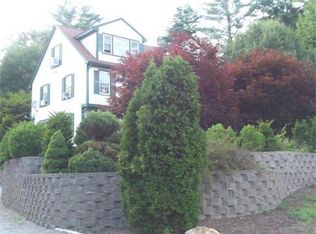 1 Lavender Hill Ln, Andover, MA 01810