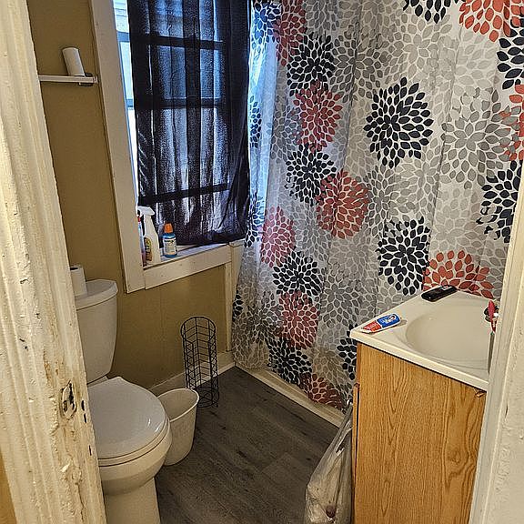 Listing photo 5