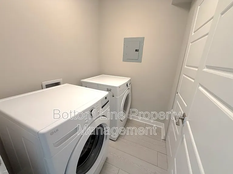 4117 Oak Forest Dr — Photo 21