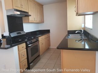 6950 Remmet Ave APT 4, Canoga Park, CA 91303