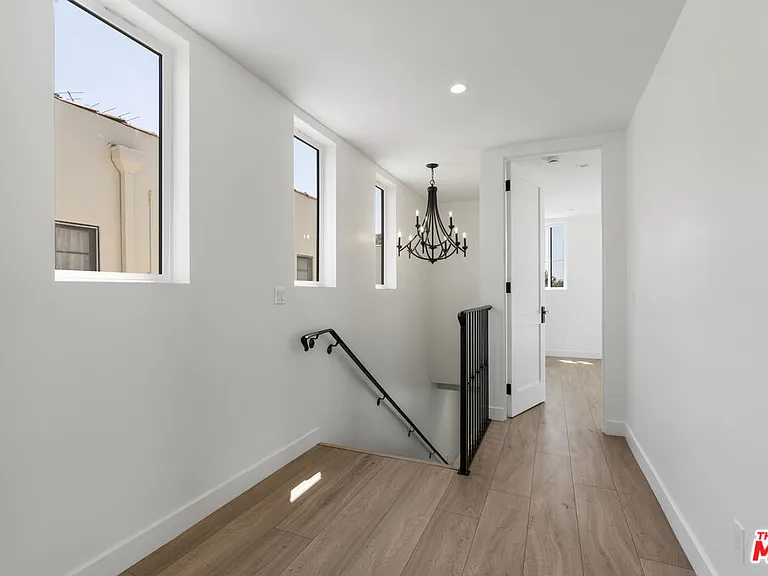 6451 W 6th St #1/2 — Photo 15