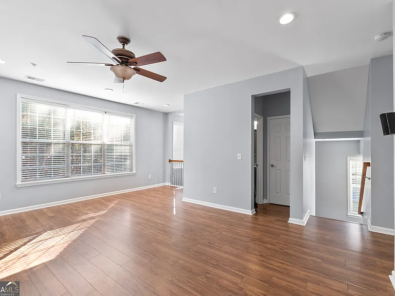 4674 Creekside Villas Way SE — Photo 6