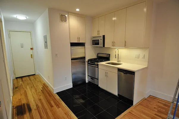 Rented by Village Living Realty | media 15