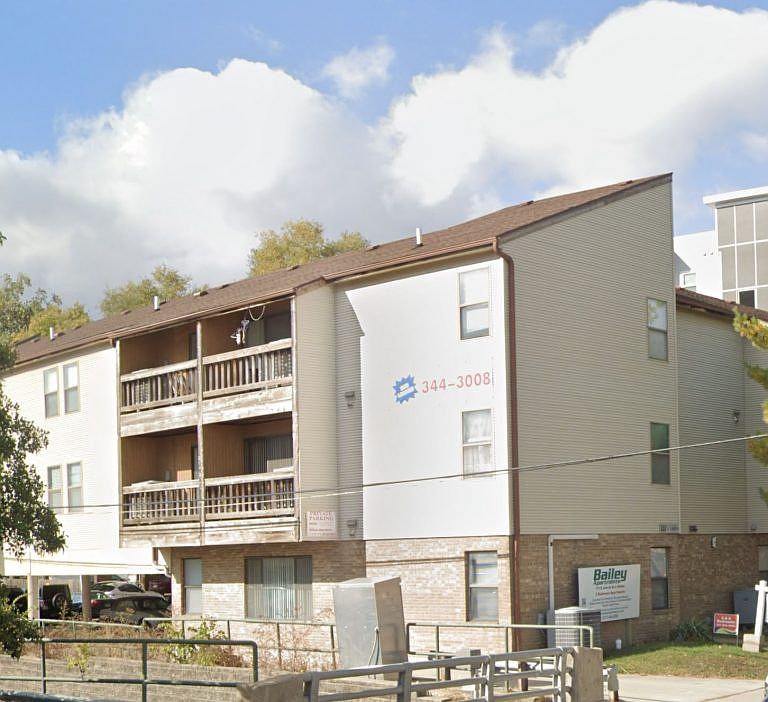 1st image of 111 S Lincoln Ave #202