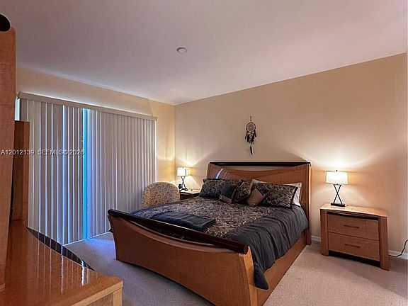 3rd image of 606 Mariner Bay Blvd