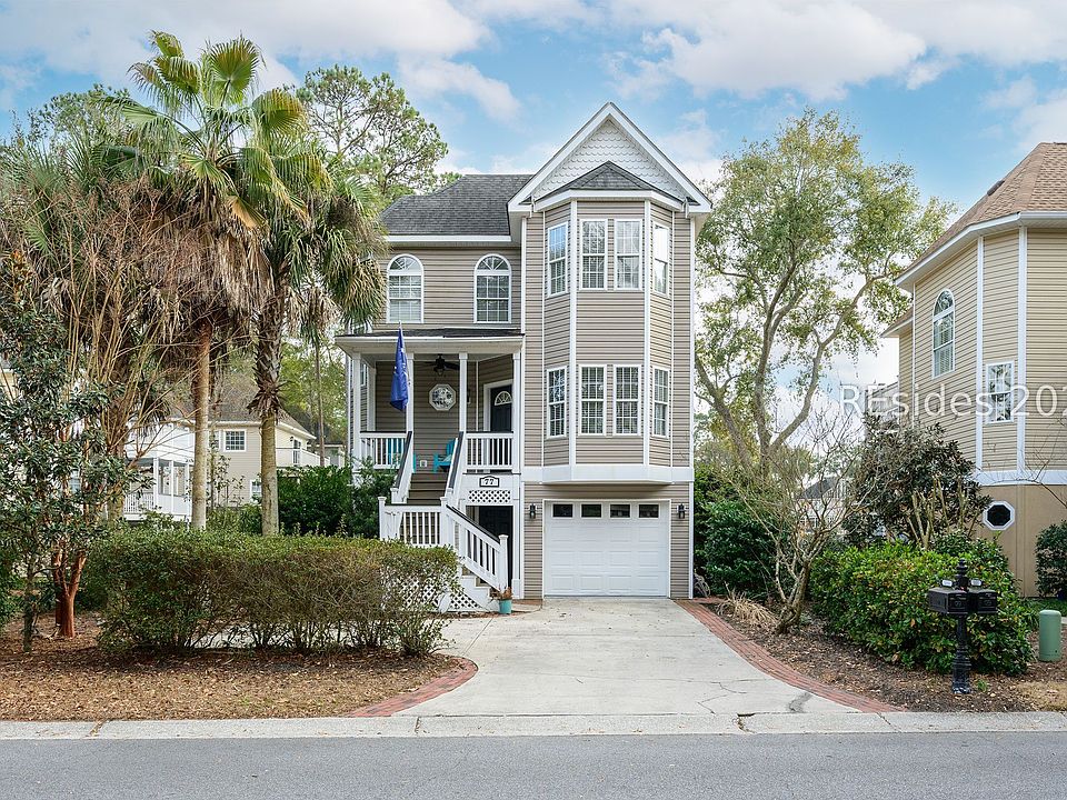 1st image of 77 Victoria Square Dr
