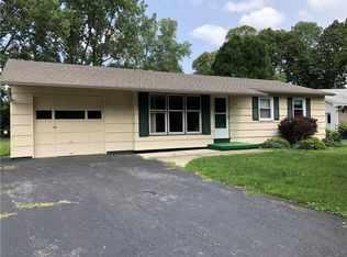 152 Cross Gates Rd, Rochester, NY 14606