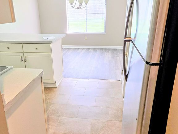 Entrance to Kitchen