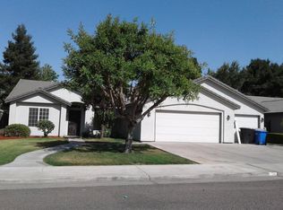 1316 Patsy St, Porterville, CA 93257