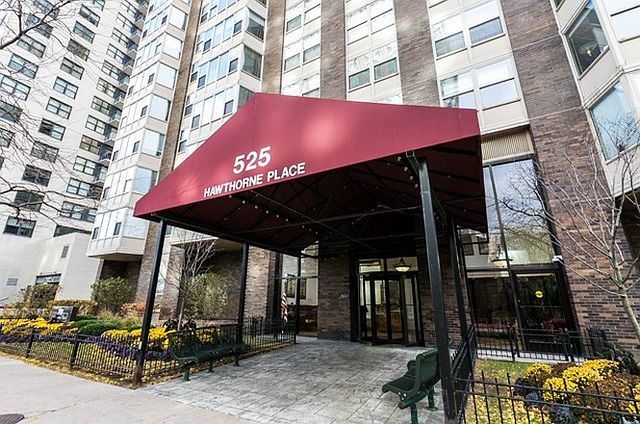 1st image of 525 W Hawthorne Pl APT 2107