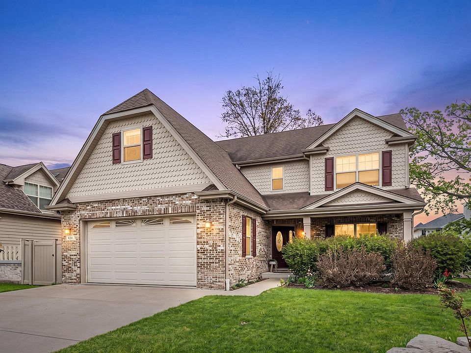 1st image of 456 Arbor Ln