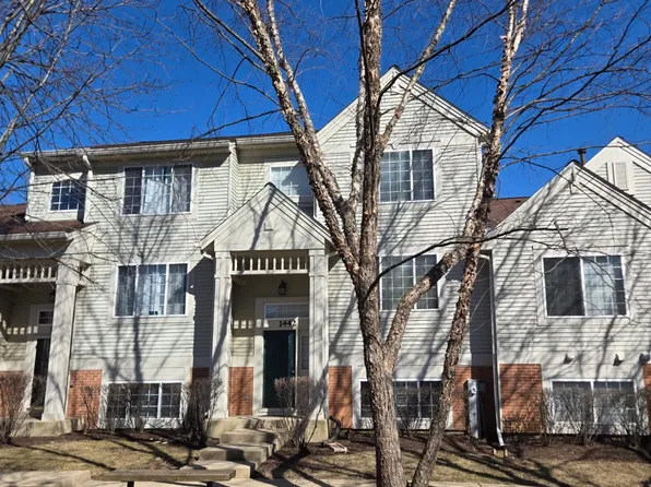 1442 New Haven Dr, Cary, IL 60013