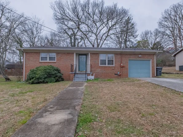 410 Green Cove Ave, Fayetteville, TN 37334