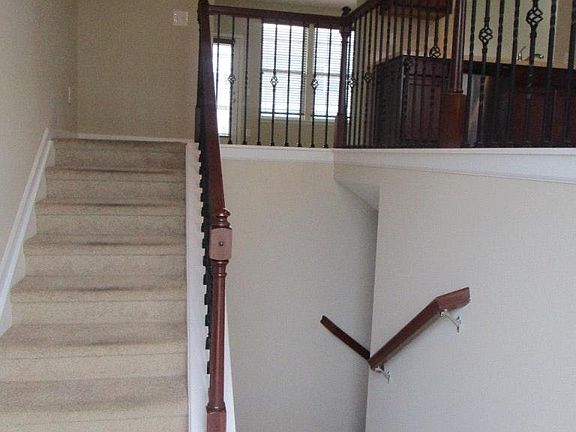 2nd image of 12720 Tamworth Dr