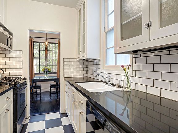 2nd image of 1345 N Hayworth Ave APT 6