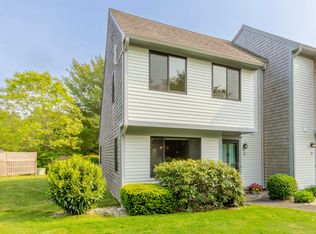 81 Crescent Ln, Brewster, MA 02631