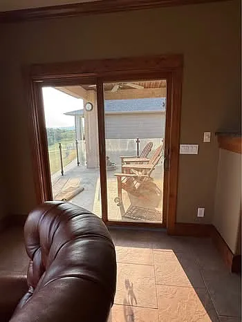 101 Marina Bluffs Ct #6 — Photo 3