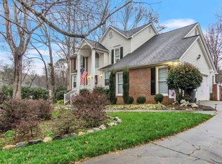 6 Squirrel Hill Ct, Simpsonville, SC 29680