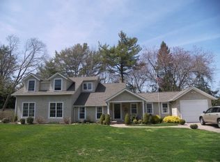 75A S Phillips Ave, Remsenburg, NY 11960