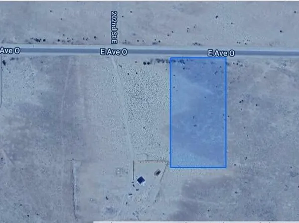E Avenue O, Palmdale, CA 93591