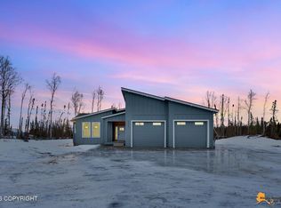 8240 W Shearwater St, Wasilla, AK 99623