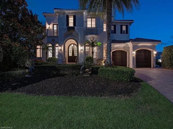 1680 Dolphin CT, NAPLES, FL 34102