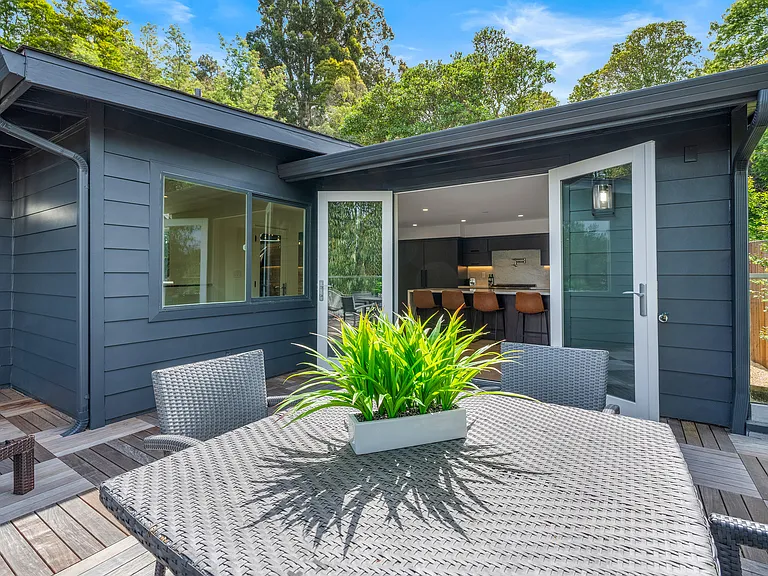 50 Deer Park Ave — Photo 49
