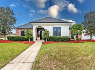 155 Lansdown Dr, Houma, LA 70360